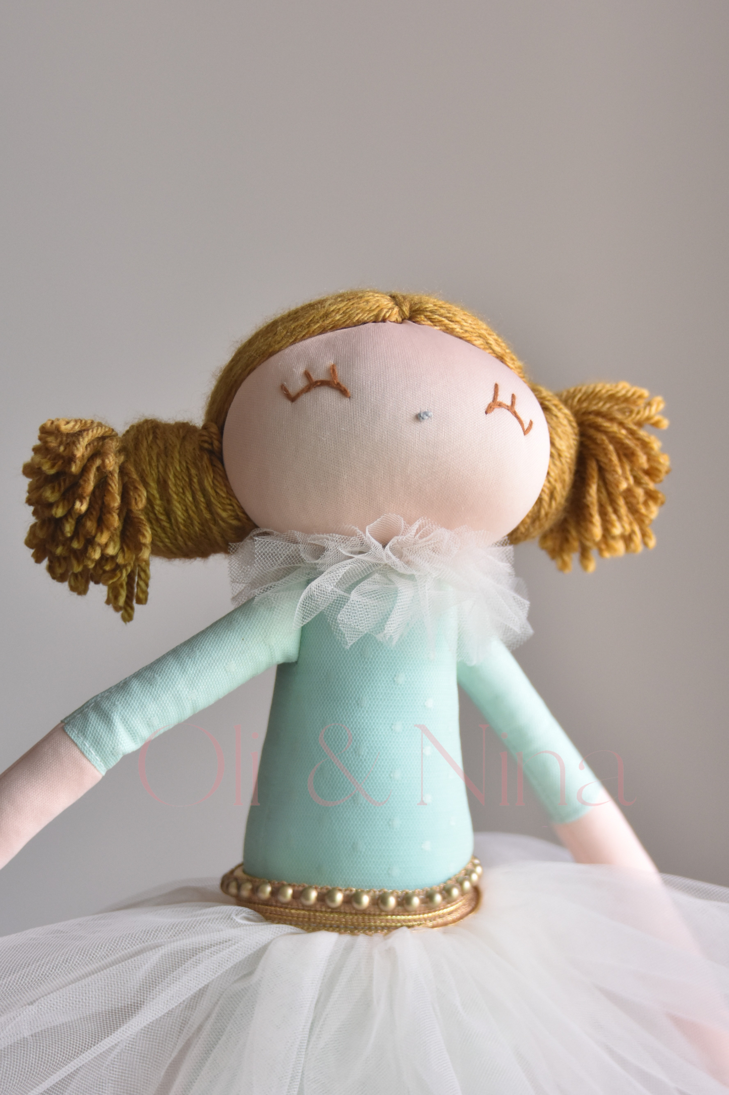 ZOE * Exclusive Collection, Ballerina